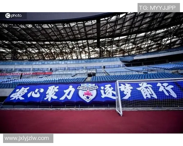 四川足球崛起之路探索地方足球发展与职业联赛的未来潜力与挑战 四川足球崛起之路探索地方足球发展与职业联赛的未来潜力与挑战