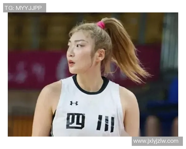 李梦状态低迷四川女篮意外失冠半个国家队遭遇惨败引发热议 李梦状态低迷四川女篮意外失冠半个国家队遭遇惨败引发热议